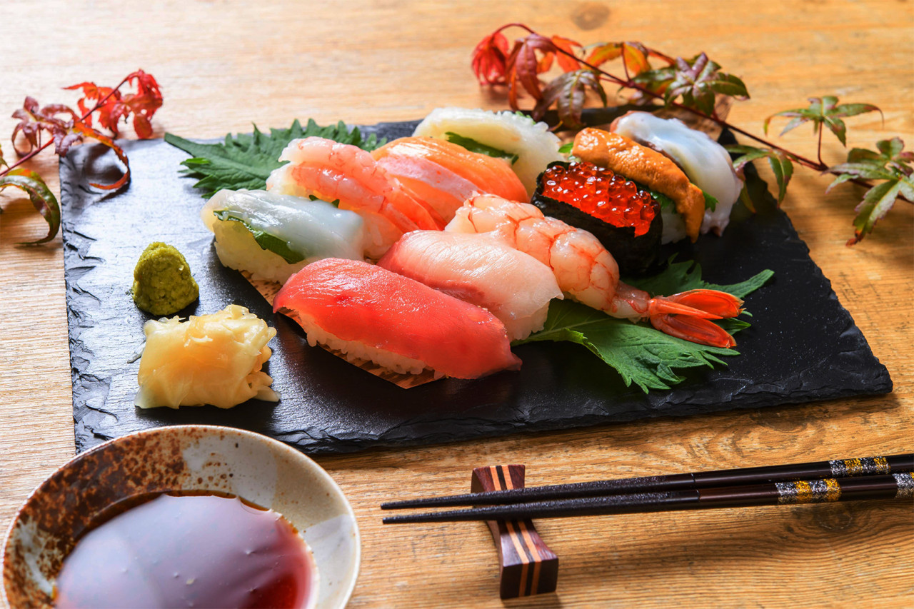 寿司バルたから船